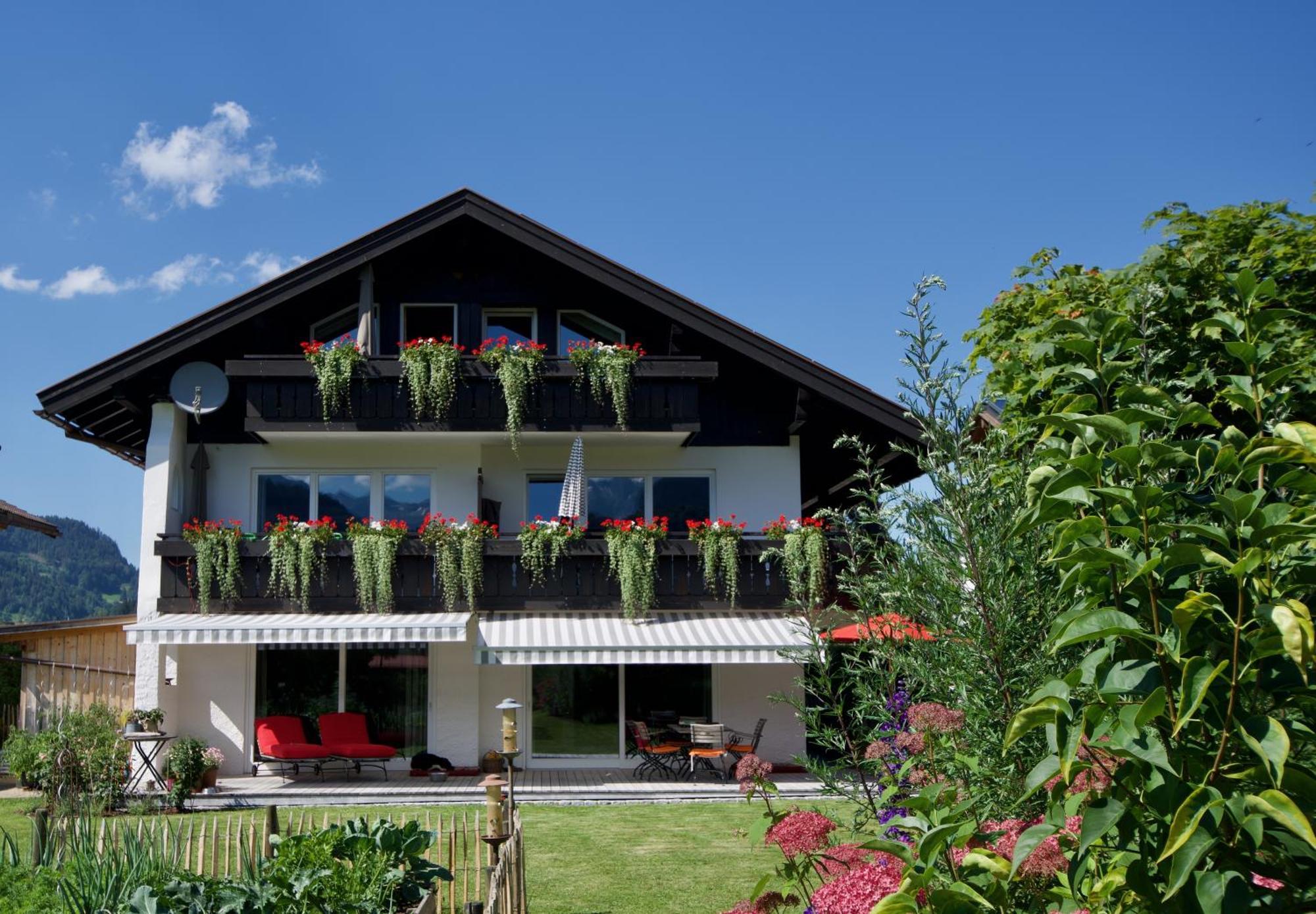Haus Jahreszeiten Oberstdorf Exterior foto